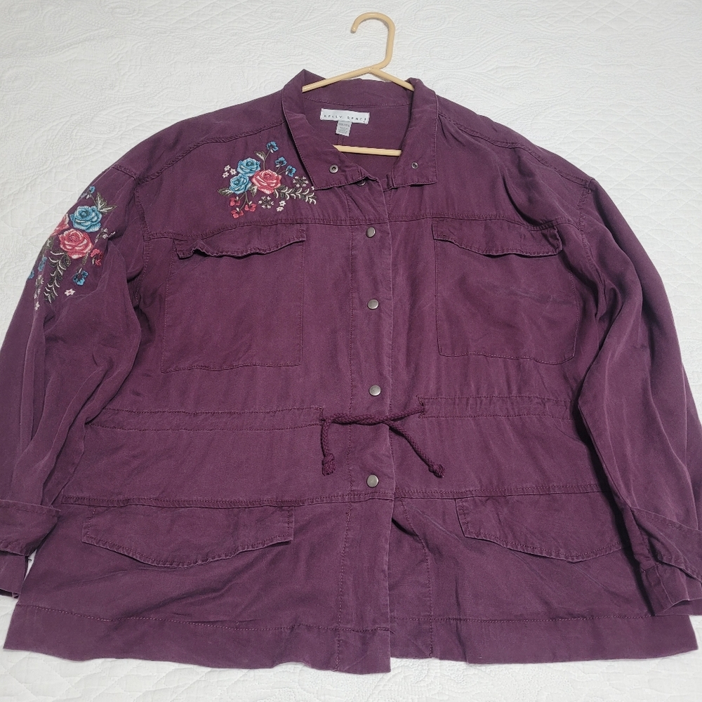 Maroon light jacket